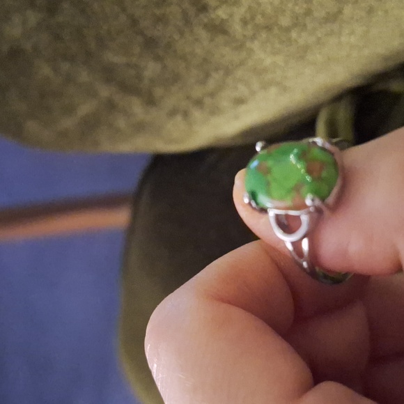 Green/brown stone ring women's size 9 - Picture 6 of 6